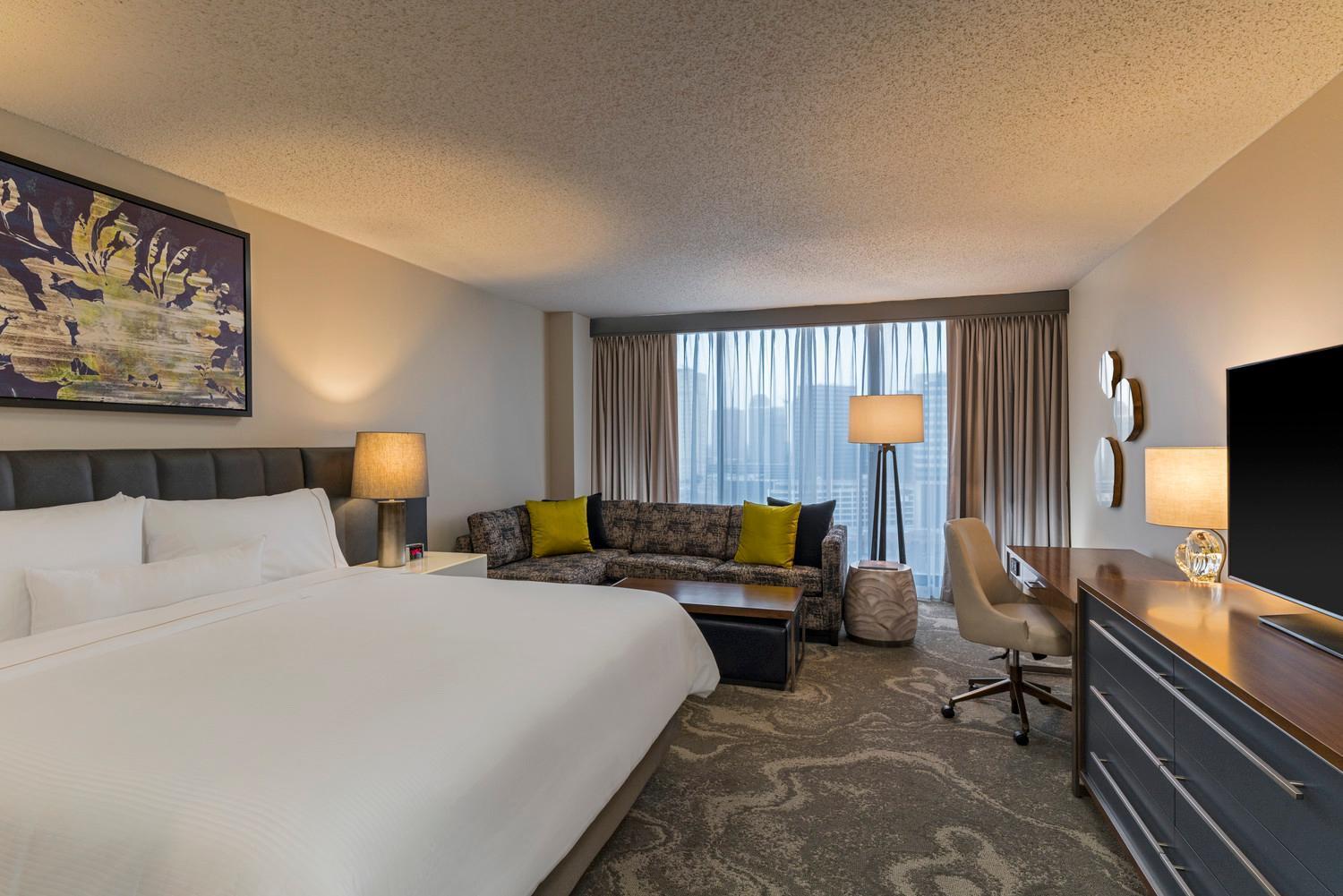 The Westin Oaks Houston At The Galleria Exterior photo